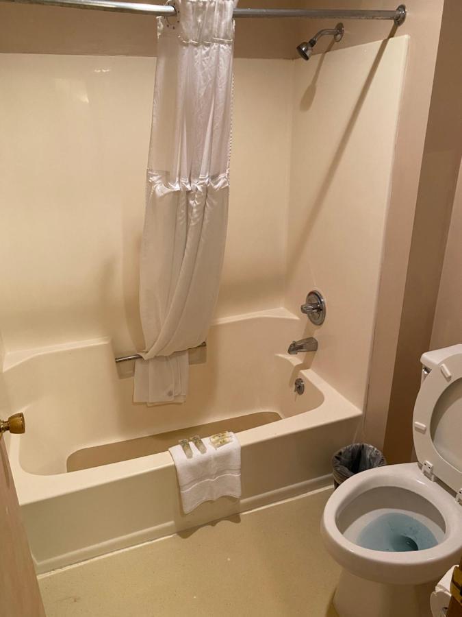 Malibu Inn Lake Delton Dış mekan fotoğraf