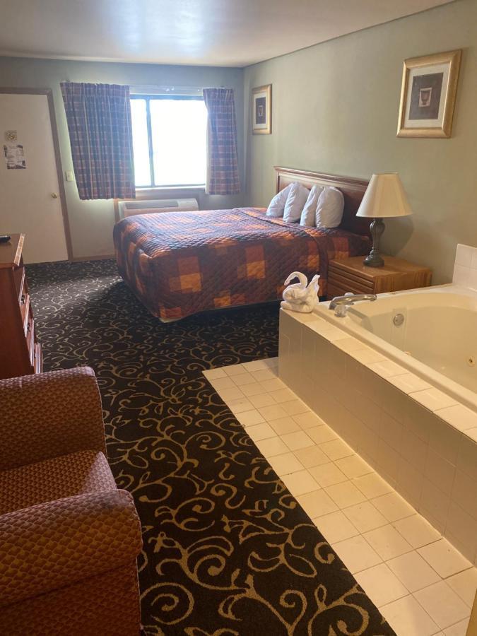 Malibu Inn Lake Delton Dış mekan fotoğraf