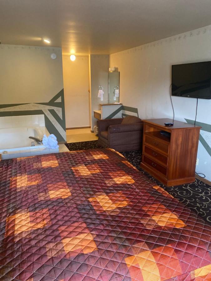 Malibu Inn Lake Delton Dış mekan fotoğraf