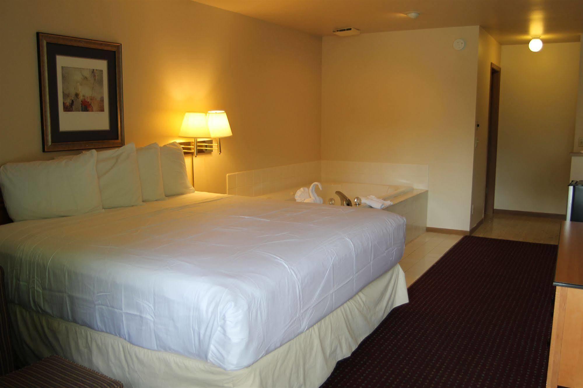 Malibu Inn Lake Delton Dış mekan fotoğraf